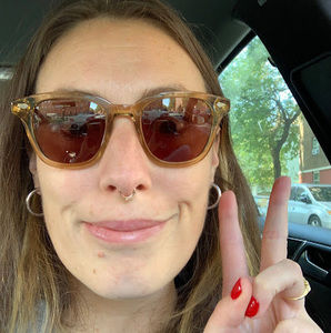 Meet your Posher, Caitlyn